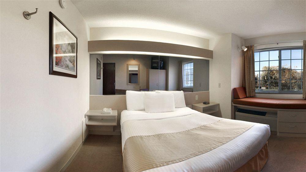Microtel Inn & Suites By Wyndham Eagan/St Paul Exterior foto